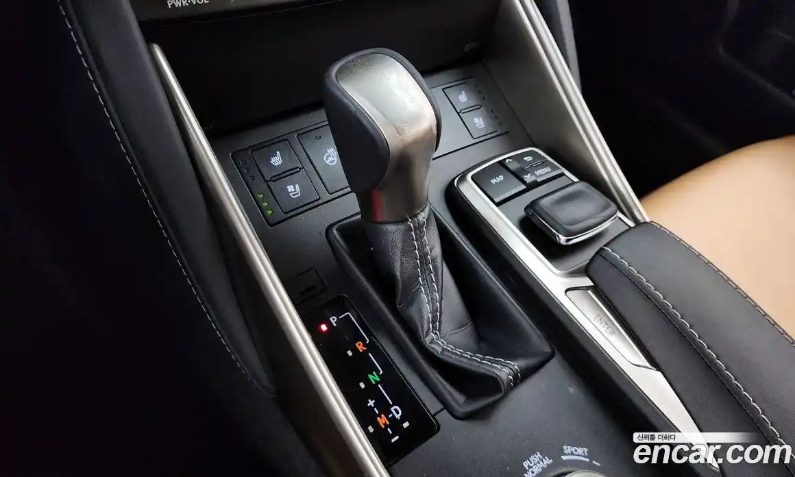 Lexus IS 2019 2.0 гидро, фото 12