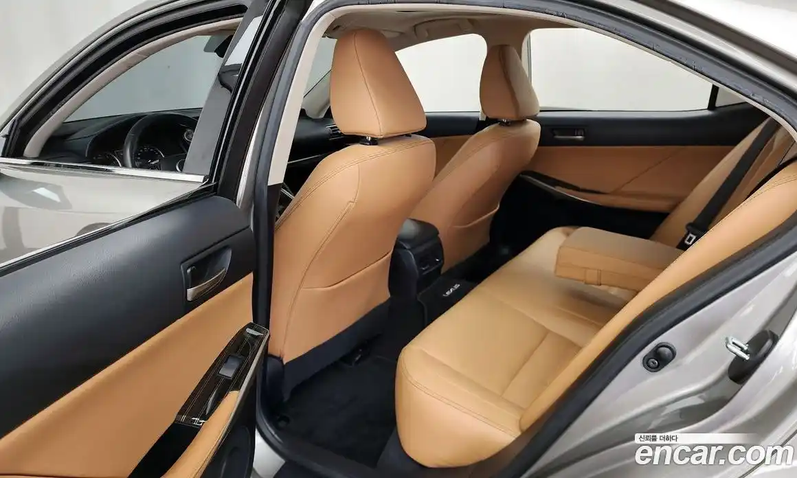 Lexus IS 2019 2.0 гидро, фото 16