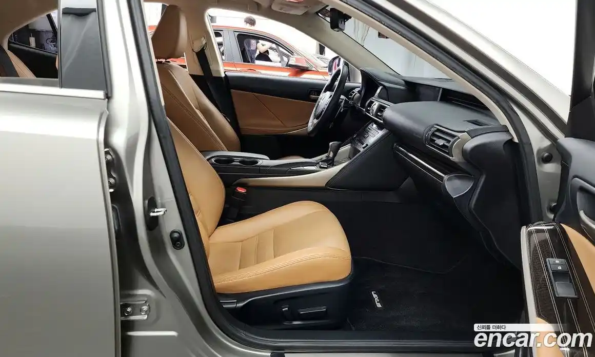 Lexus IS 2019 2.0 гидро, фото 17