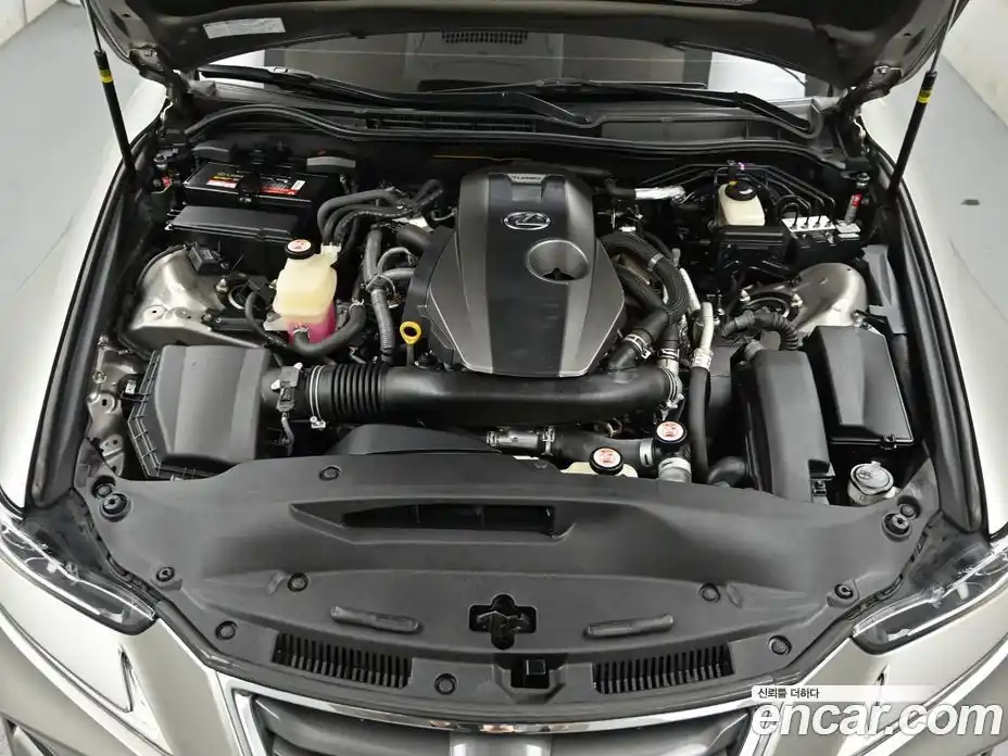 Lexus IS 2019 2.0 гидро, фото 37
