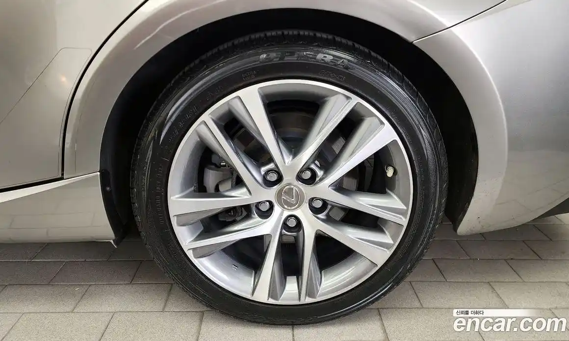 Lexus IS 2019 2.0 гидро, фото 7