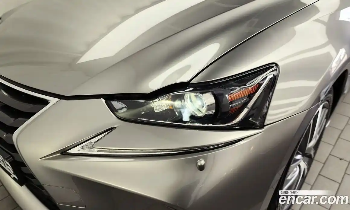 Lexus IS 2019 2.0 гидро, фото 8
