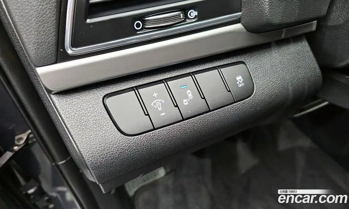 Hyundai Avante 2018 1.6 автомат (гидро), фото 16
