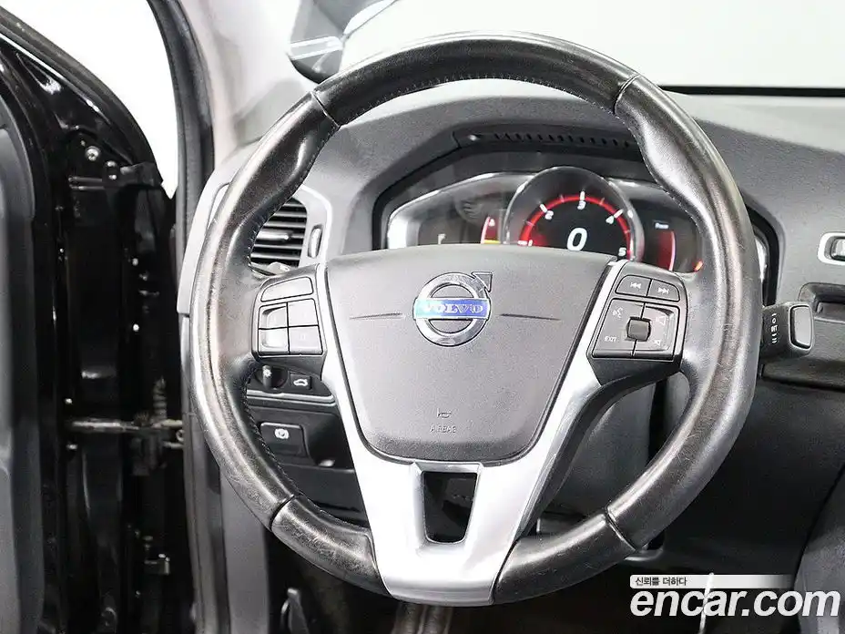 Volvo S60 2016 2.0 автомат (гидро), фото 13