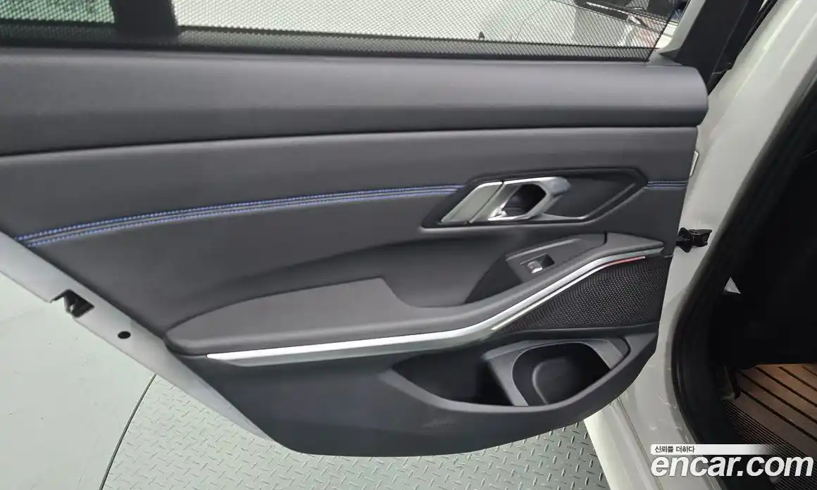 BMW 3 серия 2022 2.0 автомат (гидро), фото 15