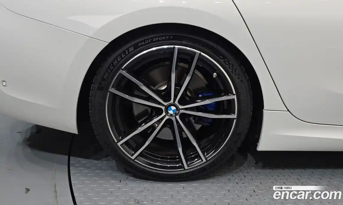 BMW 3 серия 2022 2.0 автомат (гидро), фото 5