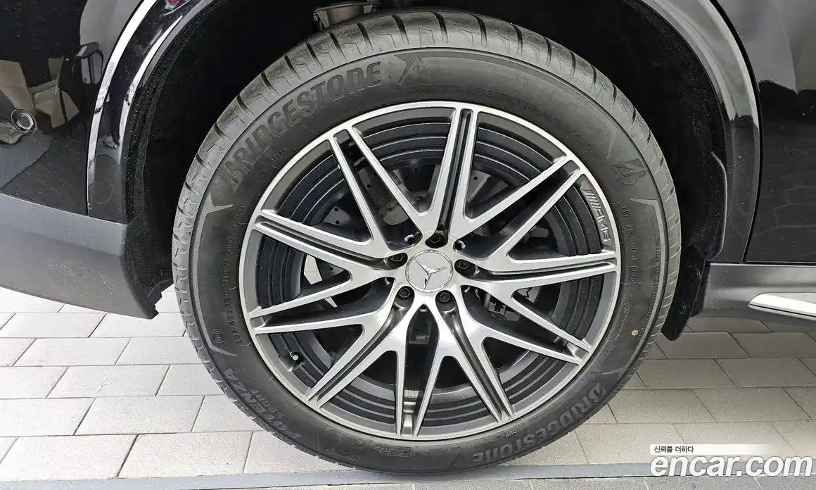 Mercedes-Benz GLC-Class 2025 2.0 гидро, фото 5