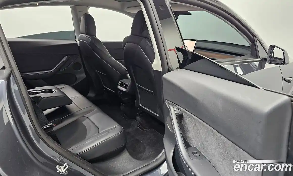 Tesla Model Y 2022 0.2 гидро, фото 17