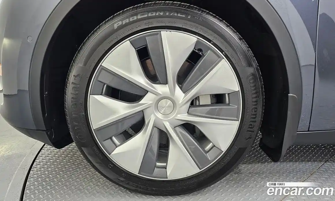 Tesla Model Y 2022 0.2 гидро, фото 5