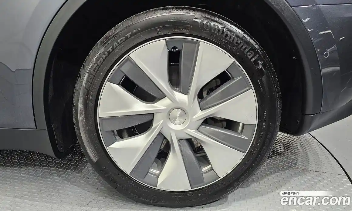 Tesla Model Y 2022 0.2 гидро, фото 7