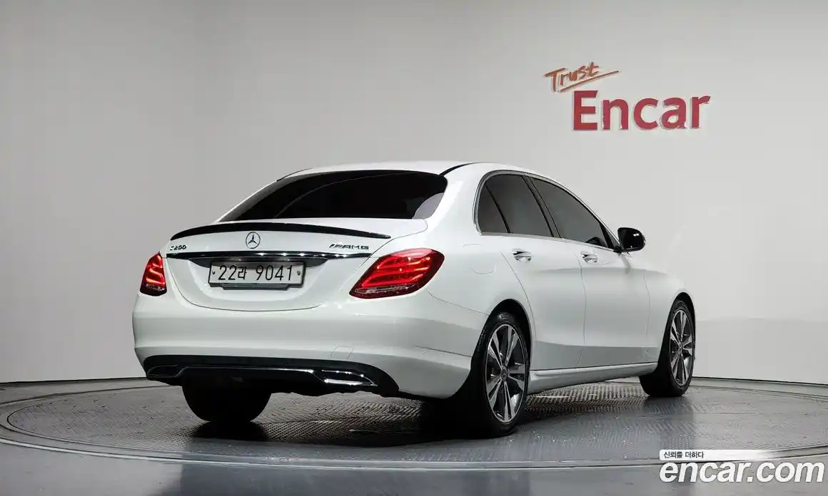 Mercedes-Benz C-Class 2018 2.0 гидро, фото 2 Mercedes-Benz C-Class 2018 2.0 гидро, фото 2