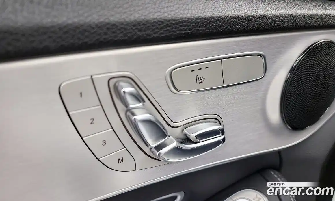 Mercedes-Benz C-Class 2018 2.0 гидро, фото 32 Mercedes-Benz C-Class 2018 2.0 гидро, фото 32
