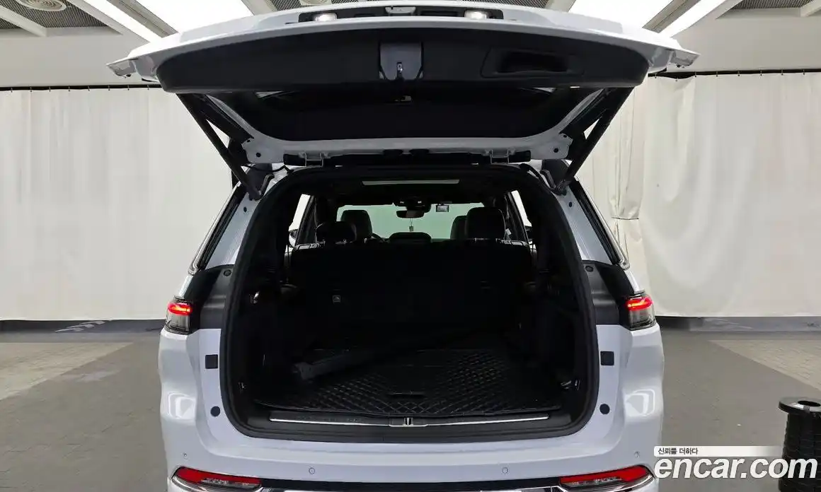 Jeep Cherokee 2021 3.6 автомат (гидро), фото 26