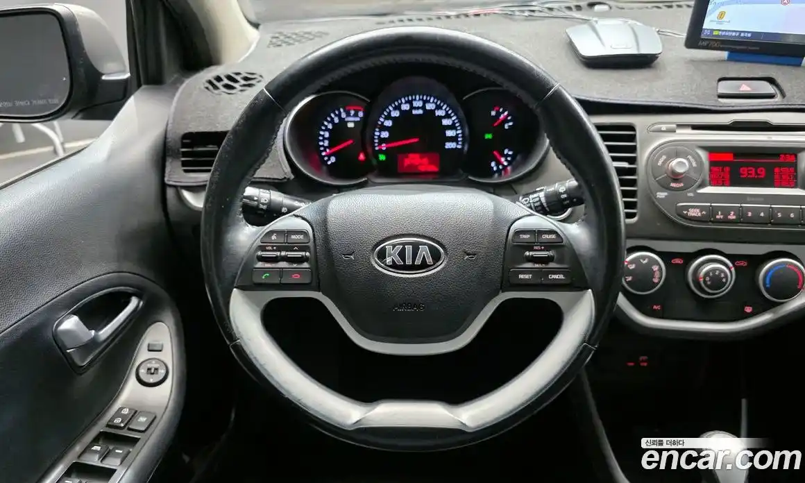 Kia Morning 2015 1.0 автомат (гидро), фото 13