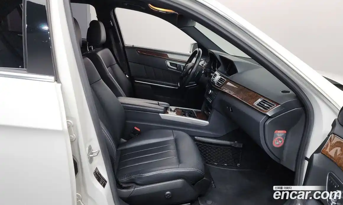 Mercedes-Benz E-Class 2015 3.5 гидро, фото 11 Mercedes-Benz E-Class 2015 3.5 гидро, фото 11