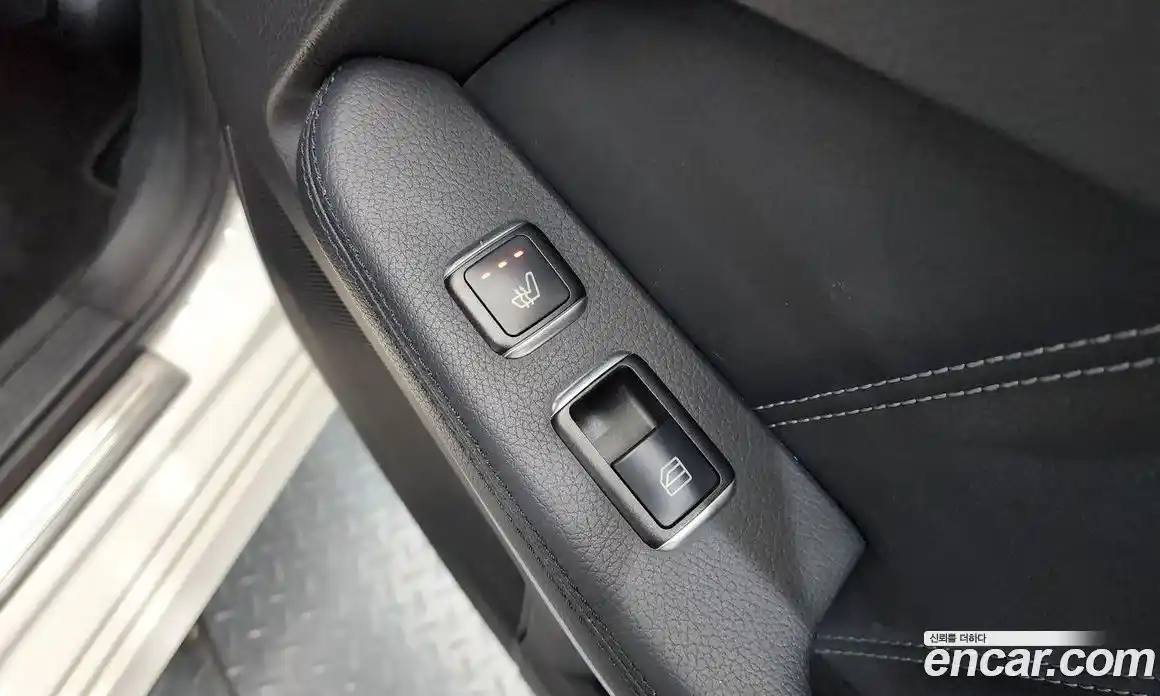 Mercedes-Benz E-Class 2015 3.5 гидро, фото 18 Mercedes-Benz E-Class 2015 3.5 гидро, фото 18