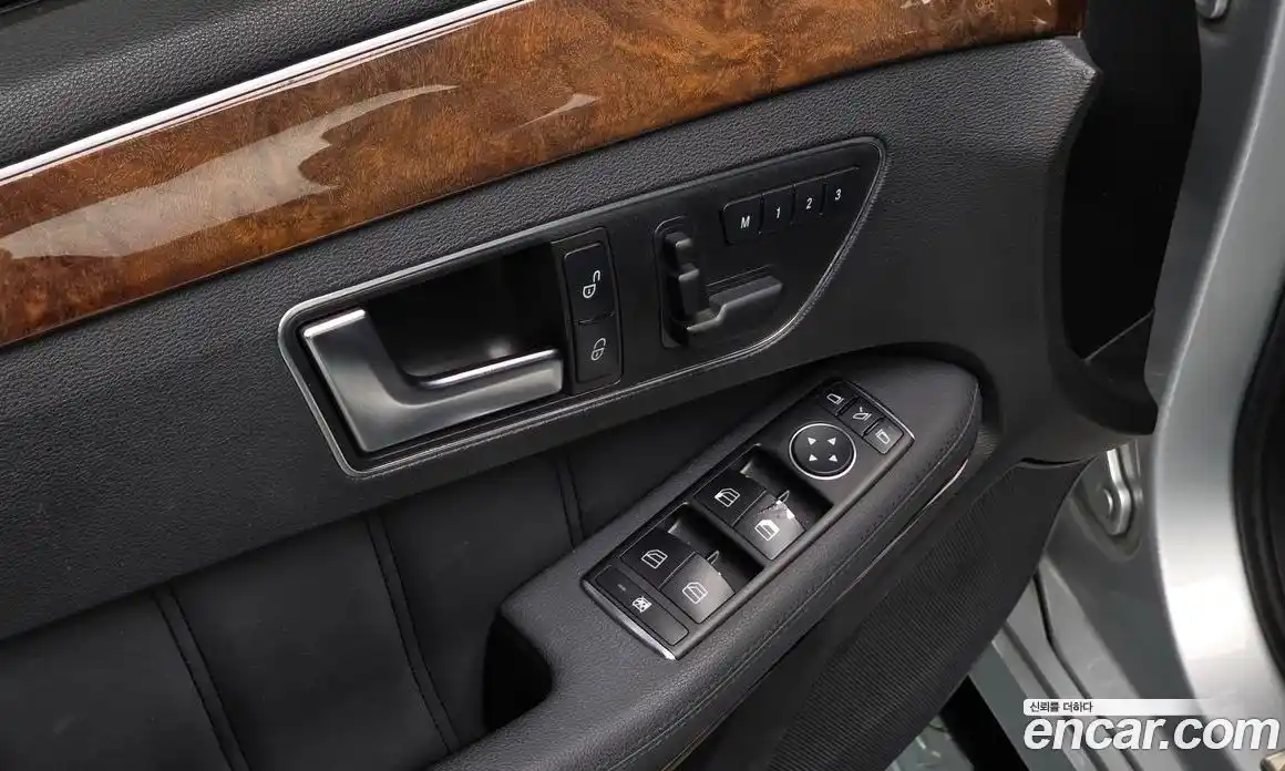 Mercedes-Benz E-Class 2012 3.5 автомат (гидро), фото 16