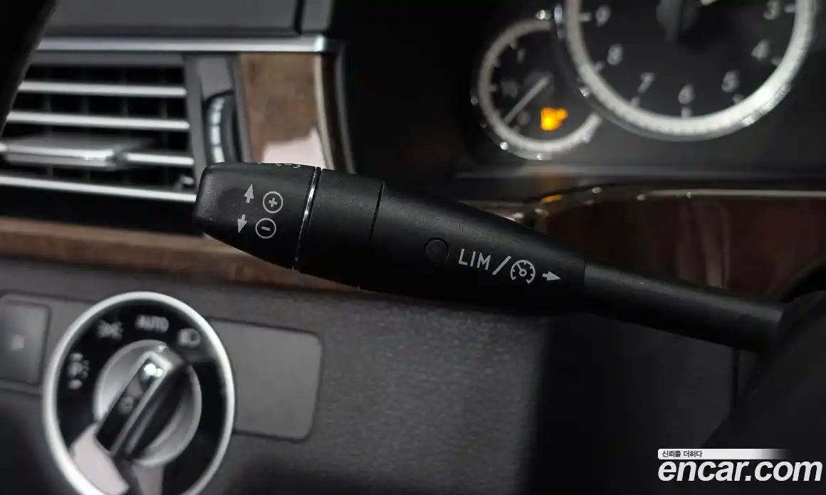 Mercedes-Benz E-Class 2012 3.5 автомат (гидро), фото 18