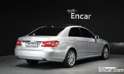 Mercedes-Benz E-Class 2012 3.5 автомат (гидро), миниатюра 2