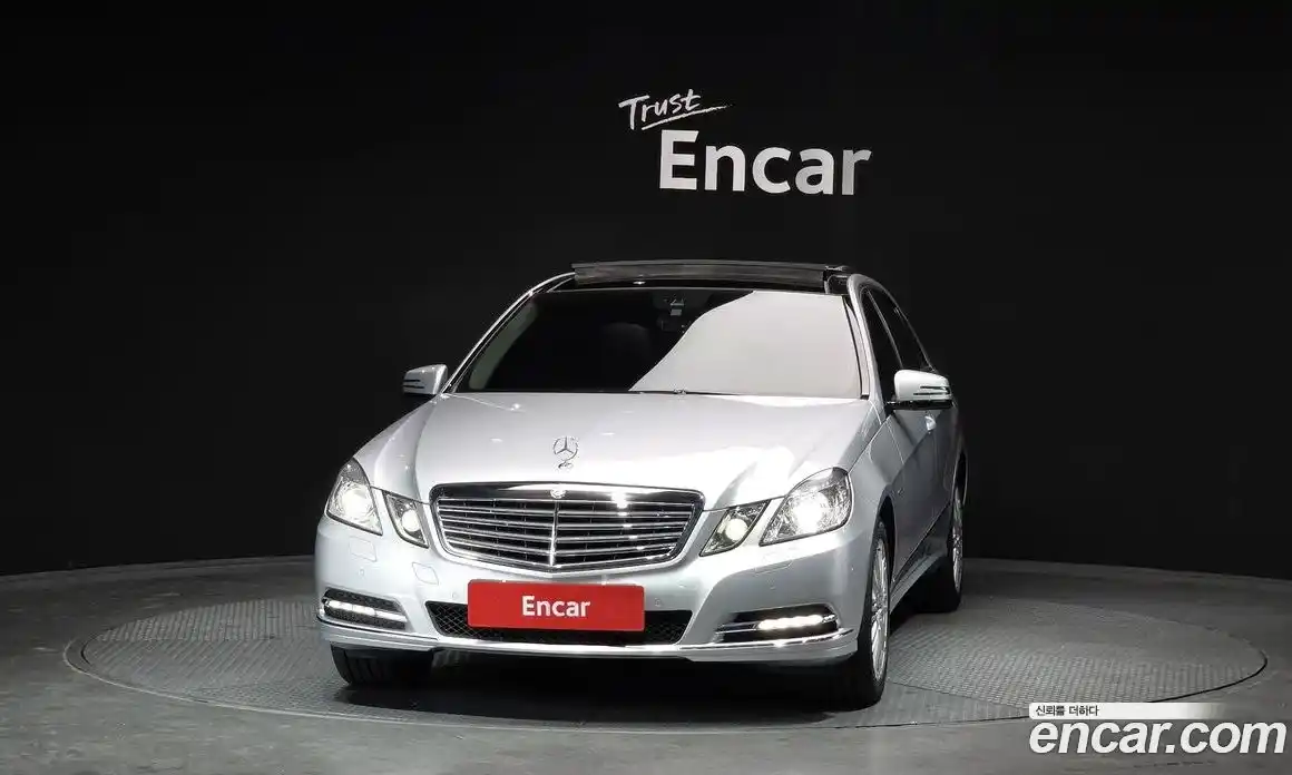 Mercedes-Benz E-Class 2012 3.5 автомат (гидро), фото 3