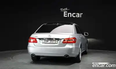 Mercedes-Benz E-Class 2012 3.5 автомат (гидро), миниатюра 4
