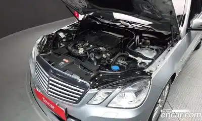 Mercedes-Benz E-Class 2012 3.5 автомат (гидро), миниатюра 6