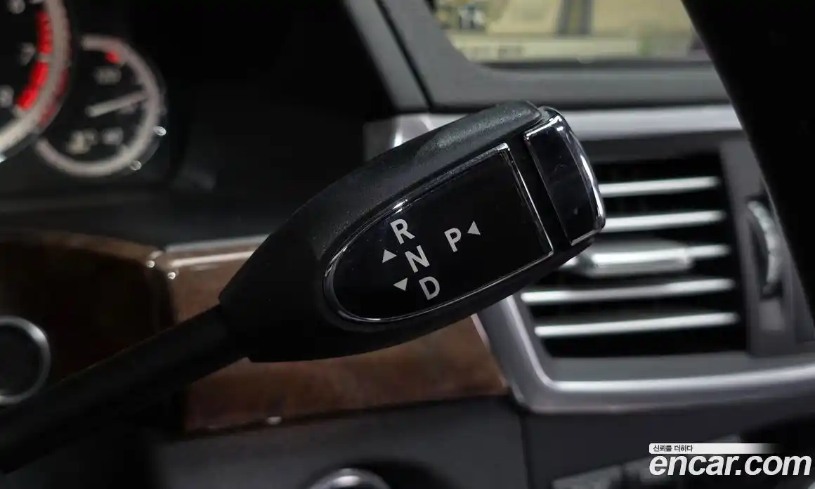 Mercedes-Benz E-Class 2012 3.5 автомат (гидро), фото 9