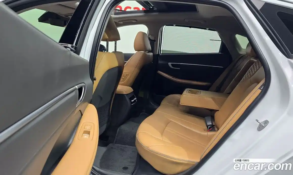 Hyundai Sonata 2025 2.0 автомат (гидро), фото 12