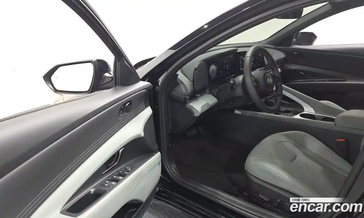 Hyundai Avante 2025 1.6 автомат (гидро), фото 13