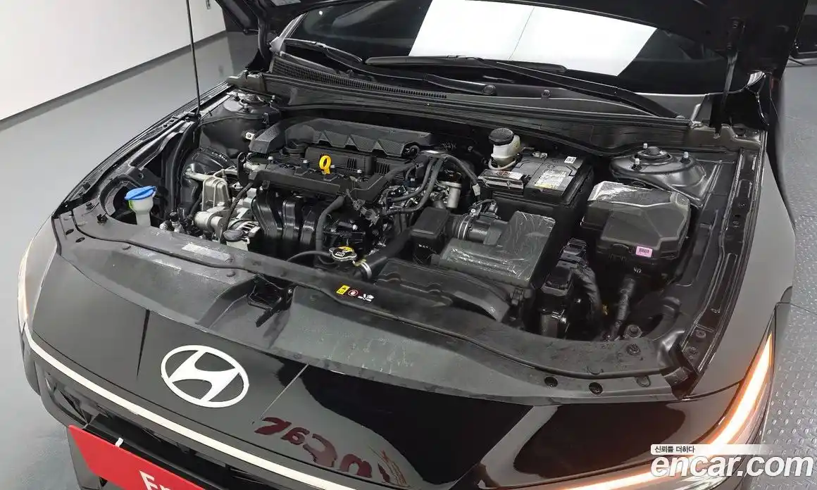 Hyundai Avante 2025 1.6 автомат (гидро), фото 6