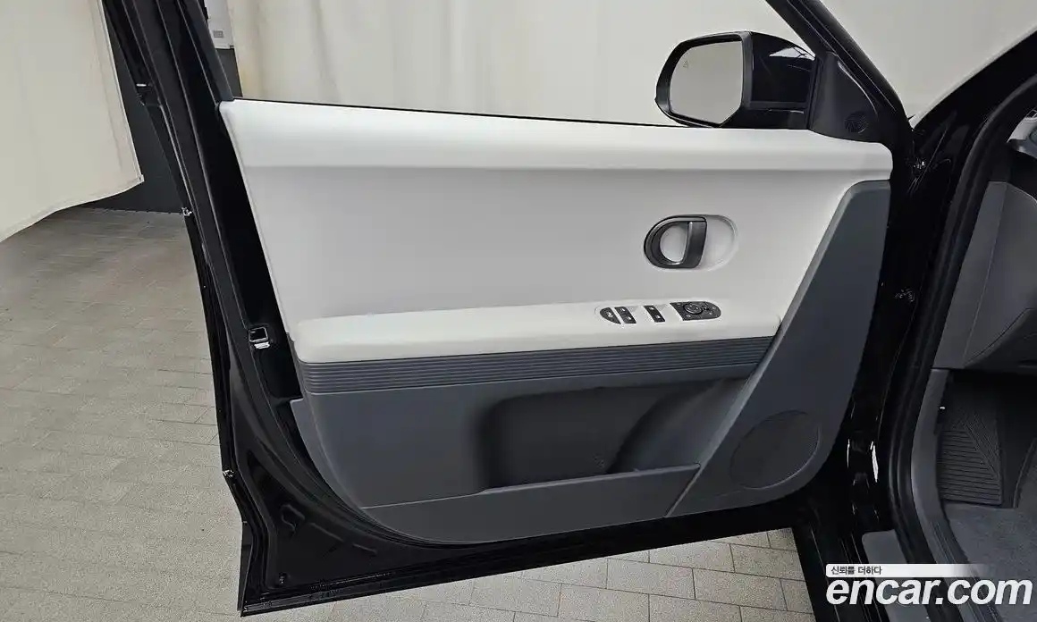 Hyundai Ioniq 5 2025 0.1 автомат (гидро), фото 14