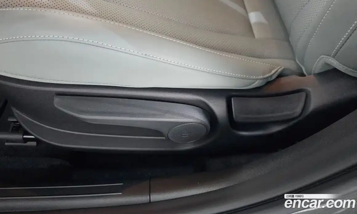 Hyundai Avante 2025 1.6 автомат (гидро), фото 31
