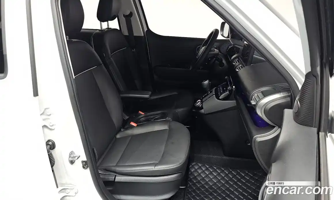 Hyundai Casper 2024 1.0 автомат (гидро), фото 15
