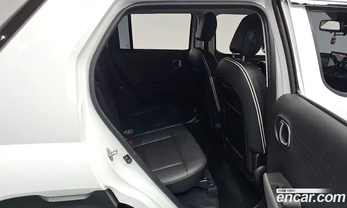 Hyundai Casper 2024 1.0 автомат (гидро), фото 16