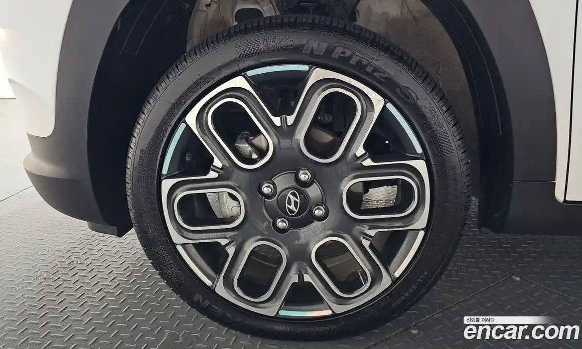 Hyundai Casper 2024 1.0 автомат (гидро), фото 6