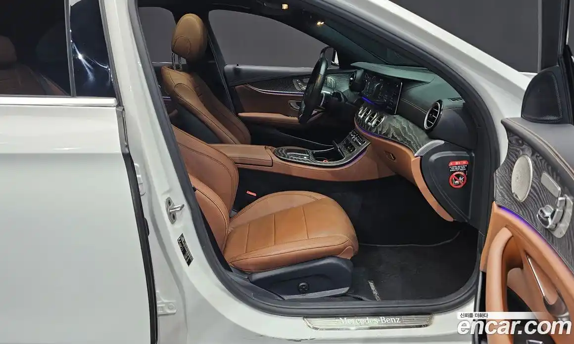Mercedes-Benz E-Class 2021 2.0 автомат (гидро), фото 16