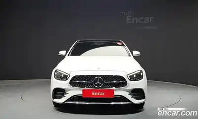 Mercedes-Benz E-Class 2021 2.0 автомат (гидро), миниатюра 3
