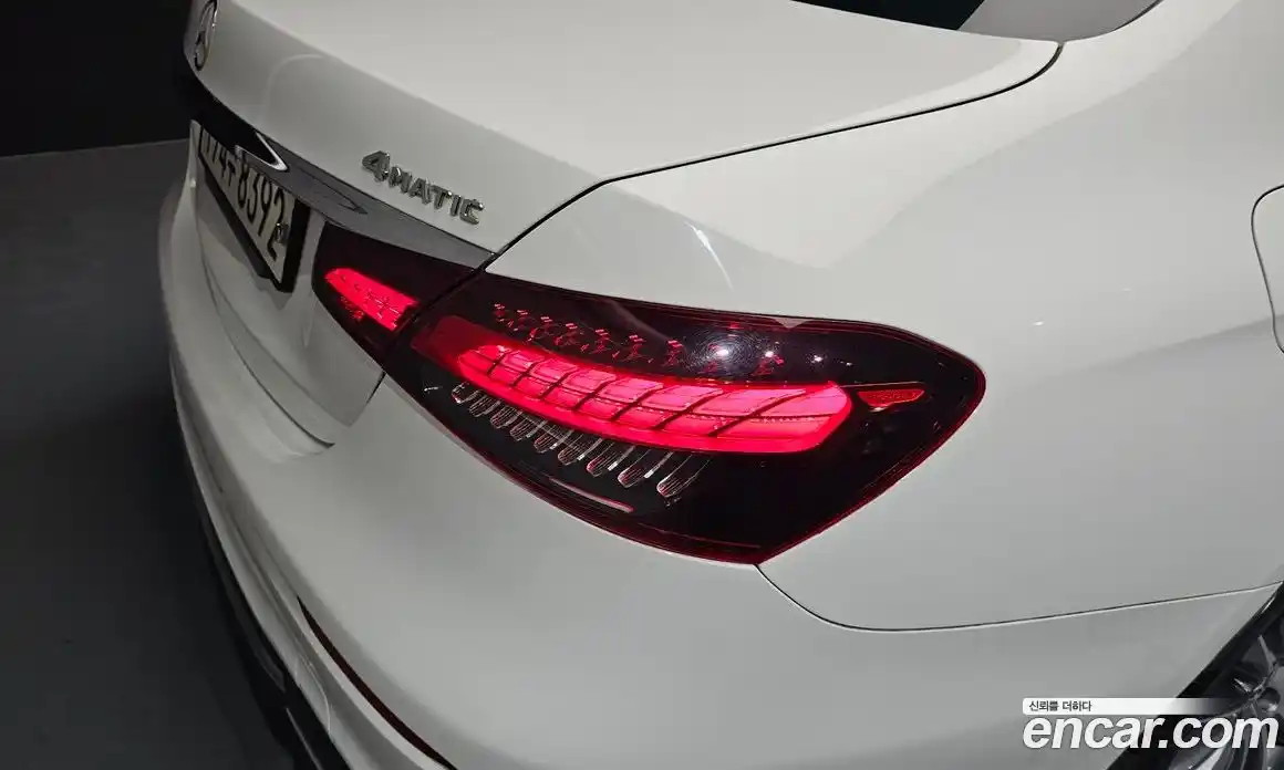 Mercedes-Benz E-Class 2021 2.0 автомат (гидро), фото 9