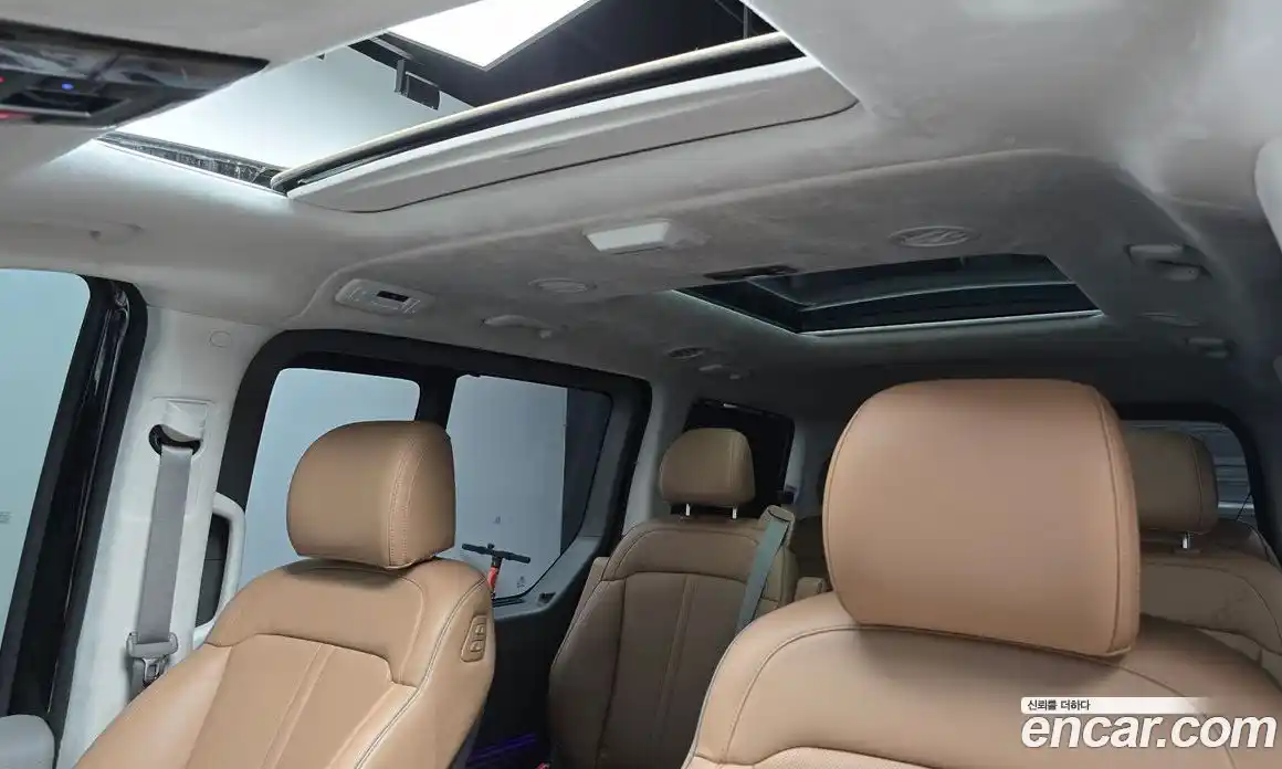 Hyundai Staria 2024 1.6 автомат (гидро), фото 25