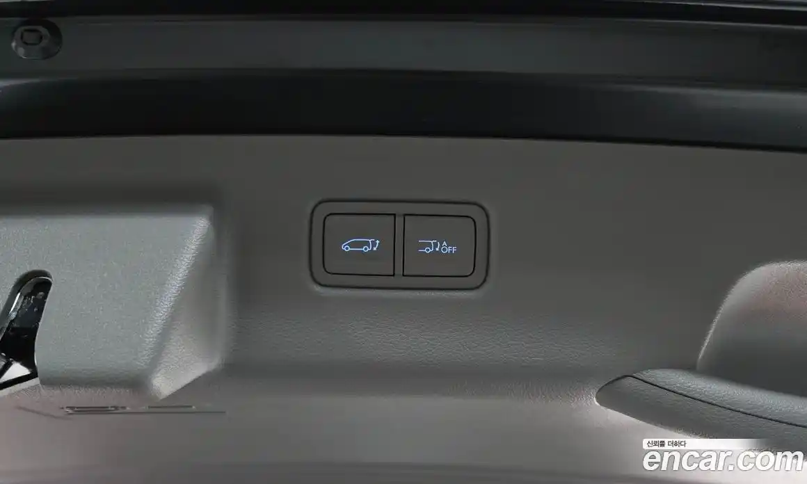 Hyundai Staria 2024 1.6 автомат (гидро), фото 26