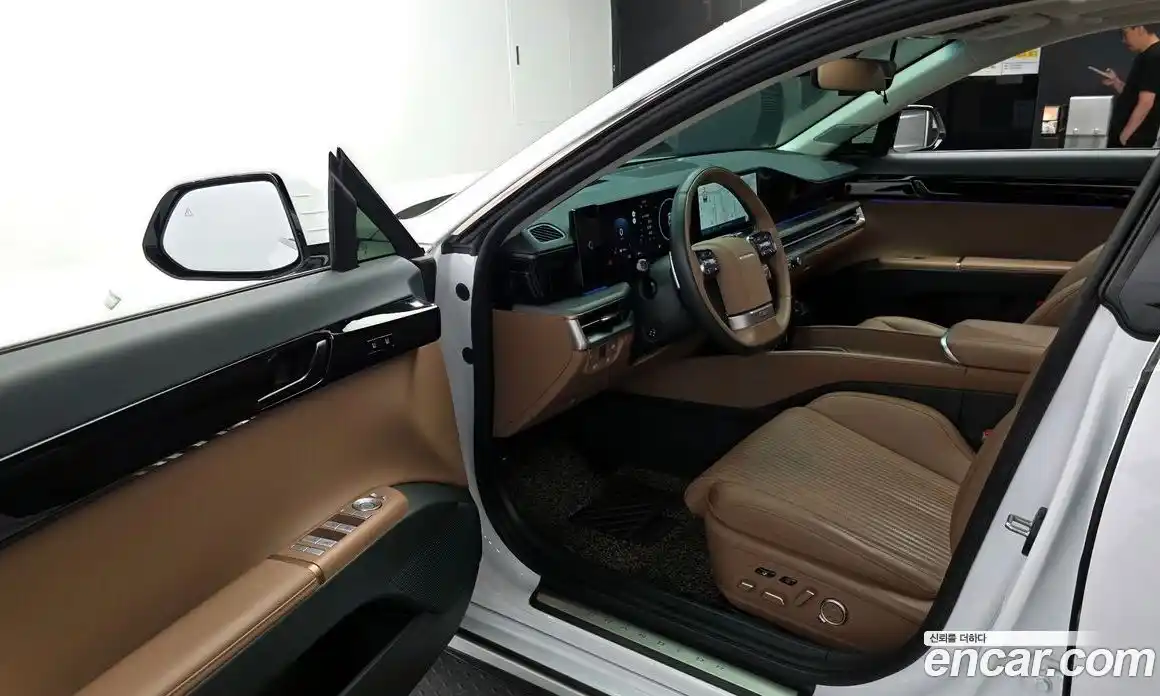 Hyundai Grandeur 2024 2.5 автомат (гидро), фото 13