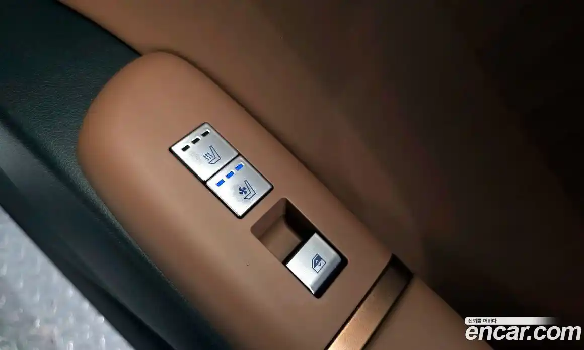 Hyundai Grandeur 2024 2.5 автомат (гидро), фото 35