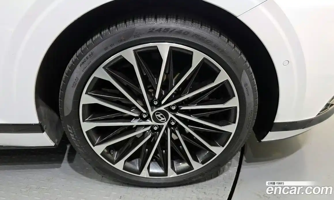 Hyundai Grandeur 2024 2.5 автомат (гидро), фото 7