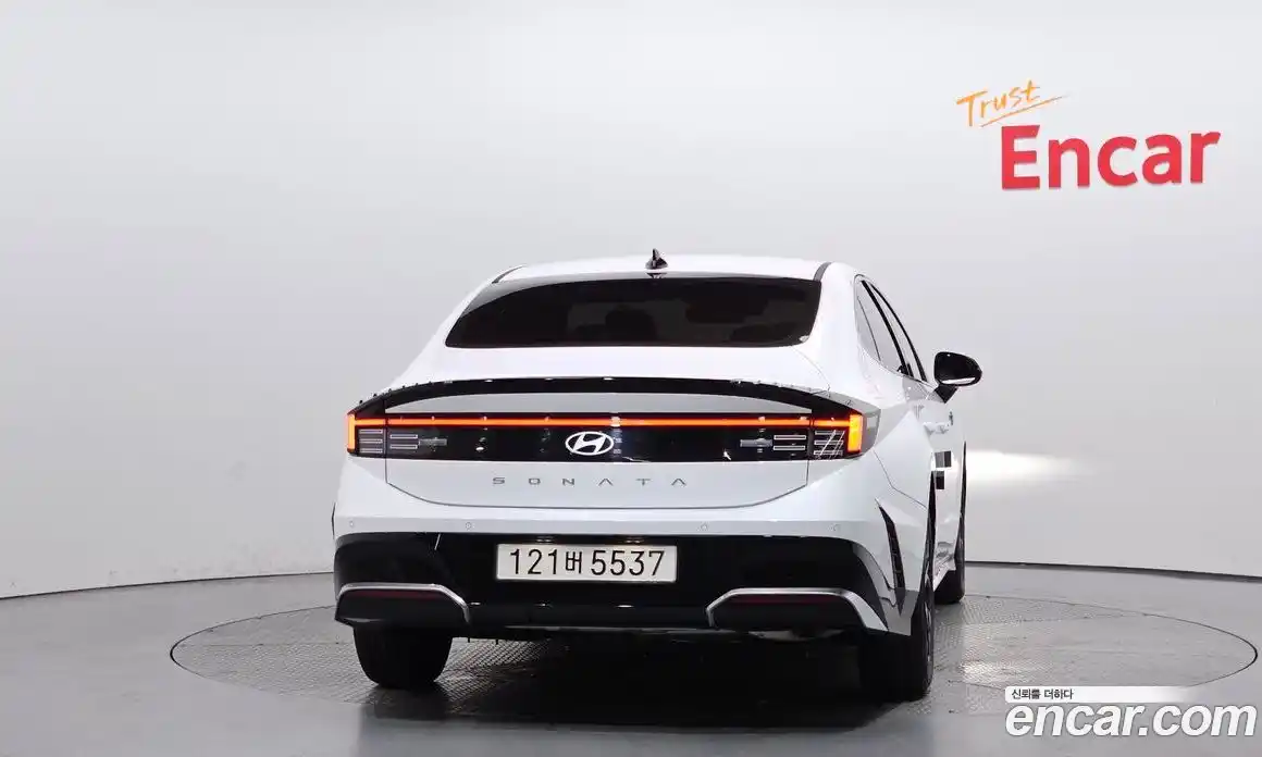 Hyundai Sonata 2025 2.0 автомат (гидро), фото 4