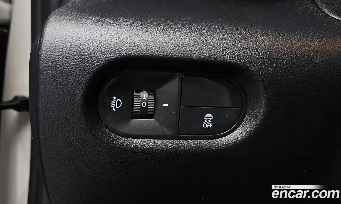 Hyundai Casper 2022 1.0 автомат (гидро), фото 14