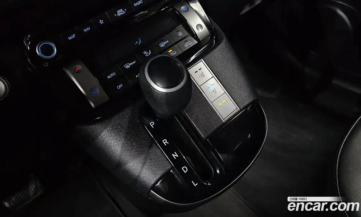 Hyundai Casper 2022 1.0 автомат (гидро), фото 9