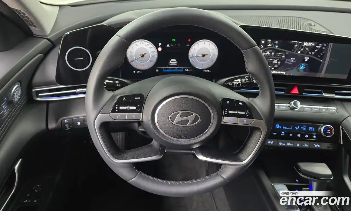 Hyundai Avante 2023 1.6 автомат (гидро), фото 18