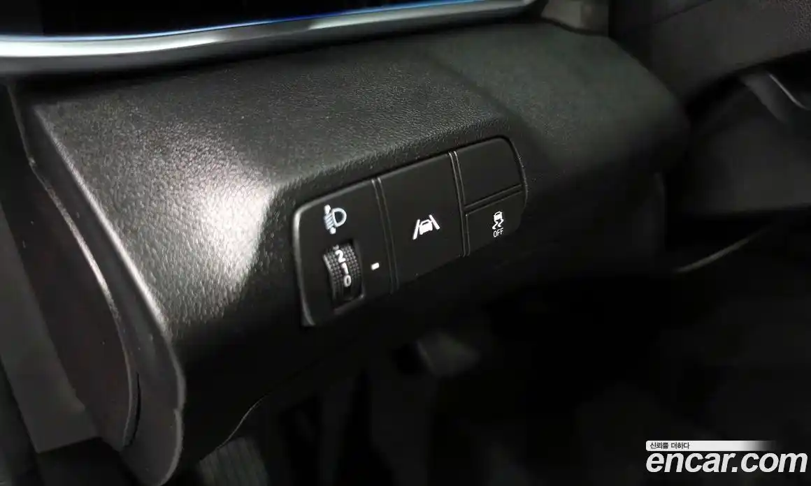 Hyundai Avante 2022 1.6 автомат (гидро), фото 18