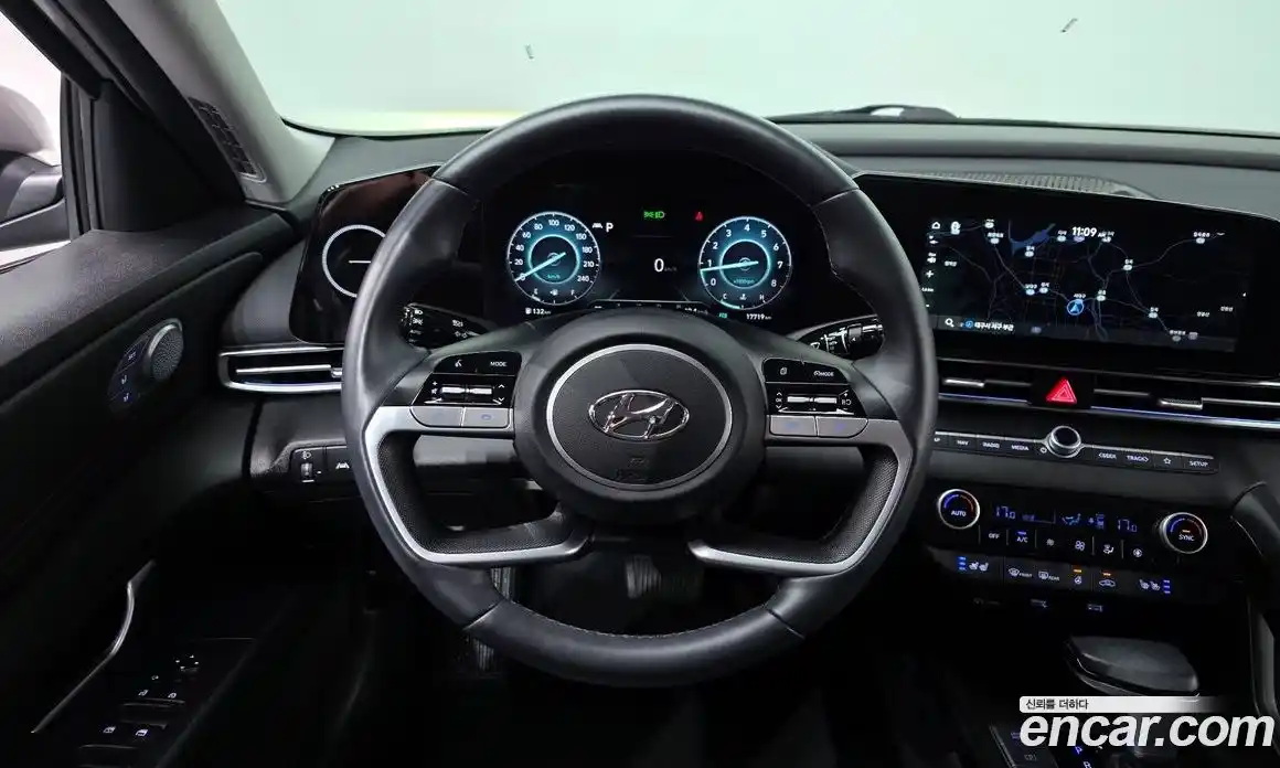 Hyundai Avante 2022 1.6 автомат (гидро), фото 19