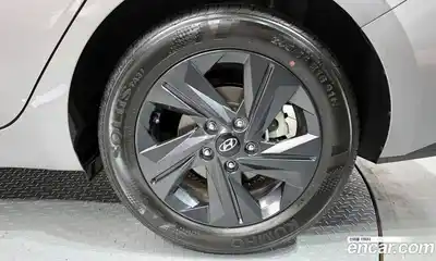 Hyundai Avante 2022 1.6 автомат (гидро), миниатюра 7